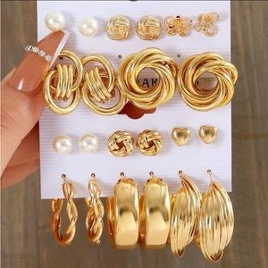 GOLD FASHION 11pcs. FAUX PEARL DECOR EARRINGS